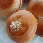 アート ブレッド ファクトリー - 新商品桜あんぱん