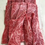 海老沢精肉店 - 冷蔵庫から出した仙台牛