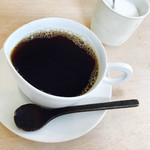 シーソー - ドリンク写真:コーヒーは注文してからミル挽きで。