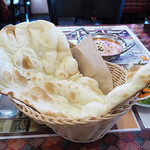 Everest Kitchen -Indian Nepali Restaurant- - ナン