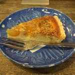 すみだ珈琲 - 金柑とごまのタルト