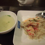 Pier 21 Terminal Food Court - カオマンガイ スープついてます