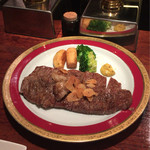 びすとろ ぷらむ - 幻の村沢牛のステーキ！