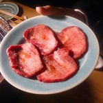 Daikanyama Sumibiyakiniku Sarugaku - 牛タン