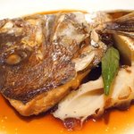 日本料理 楮山 - ランチ定食 1200円 の鯛かぶと煮