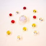 フレンチ サクラ - 店内のテーブル席の風景です