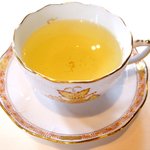 フレンチ サクラ - ランチコース 5832円 のハーブティー