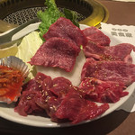 焼肉・ｽﾃｰｷ みーとがぁでん - 