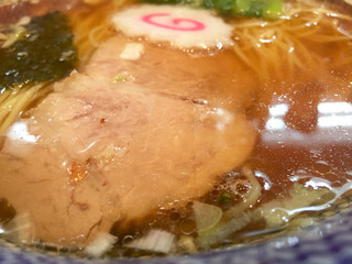 yokohamakujiraken - スープとチャーシュー