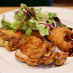 ガスト - 料理写真:タンドリーチキン&まぐろカツ