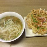 うどんの一平 - これで250円と言うコスパの良さ