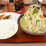 ラーメン まるとも - タンメン＋まるともランチ