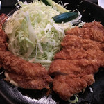 ザ・とんかつ鷹ヶ巣 - ロースかつとエビフライ