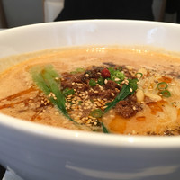 メゾン・ド・ユーロン - 担々麺