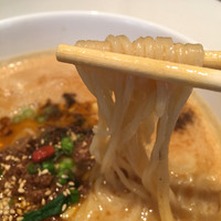 メゾン・ド・ユーロン - 担々麺