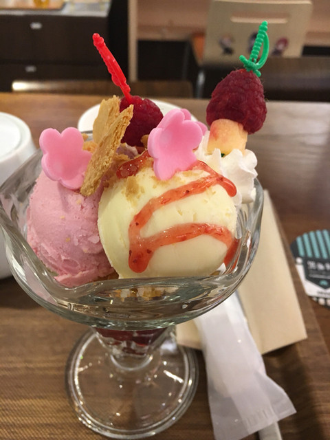 アニメイトカフェショップ 新宿 新宿三丁目 カフェ 食べログ