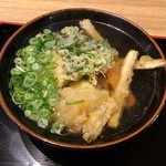 ひなたうどん - 野菜天そば(500円)