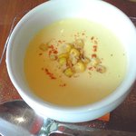 ル・シズィエム・サンス・ドゥ・オエノン カフェ・バー - 冷いコーンスープ 07/2008