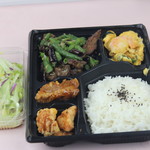 上海食府 - 白ライスお弁当＋サラダセット　￥500
