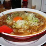 彩華ラーメン 桜井店 - サイカラーメン生卵入り