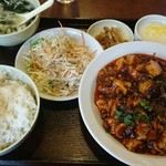 晴々飯店 - 麻婆豆腐のランチ