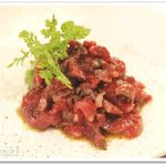 熟成肉バルアラシアネックス - 熟成肉のタタキユッケ