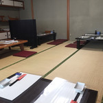 海さくら - 食事処は畳の広間です