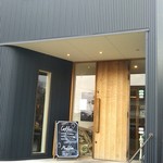 FLATWHITE COFFEE FACTORY - 入口