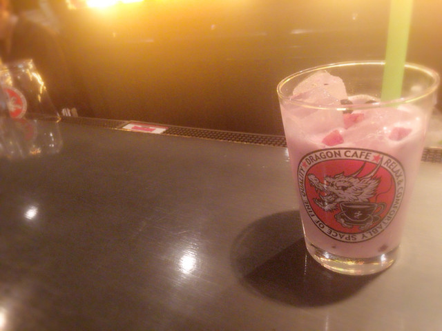 カフェアンドバードラゴンカフェ（CAFE&BAR DRAGON CAFE） - 山形（ダイニングバー）の写真