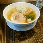 らーめん 二代目 吉田商店 - 鳥ダシ塩ラーメン大盛り650円＋100円