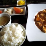 りんご飯店 -  麻婆豆腐ランチ