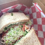 Pai's Deli - ぽんぽこやでー