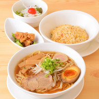 はっちん ランチメニュー : はっちん （ご馳走中華厨房） - 郡津/中華料理