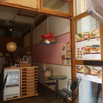 ポークたまごおにぎり本店 - 店の入口