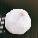 竹林堂 - あまおういちご大福　250円