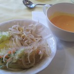 Restaurant Ciao - サラダバーとスープ