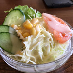 Gohan Dokoro Kokkai - カツカレー 付け合わせのサラダ