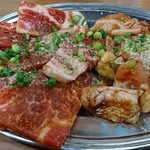 龍園 - 豚ロース(400円)、かしわ(350円)