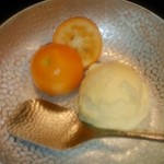 天兼 - [料理] 金柑 & バニラアイス