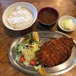 八幡飯店 - 