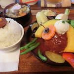 タケウチ - 煮込みハンバーグカレー膳850円