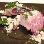 ラ・リューン - メニューＡ 2625円 の紫大根と真アジのタルタル レフォール風味　新玉葱のソース