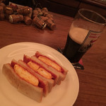 パブリックバー アイラ - 