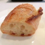 ラ・リューン - メニューＡ 2625円 のパン