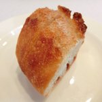 ラ・リューン - メニューＡ 2625円 のパン