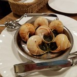 ビストロ オララ - エスカルゴのパセリバター