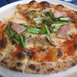 タベルナ・ピノリ - Ａランチのピザ