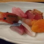 鮨 波やし - 刺身（寒ブリ、アオヤギ、ボタンエビ、五島マグロ、〆サバ）
