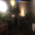 ビアンカーネ - アプローチ