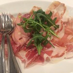 ビアンカーネ - サラミと生ハム